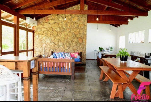 Imagem Casa com 4 Quartos à Venda, 400 m² em Lagoa Da Conceição - Florianópolis