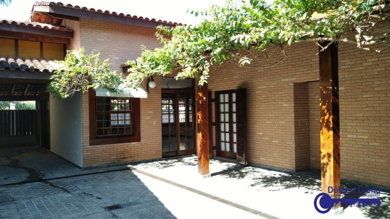 Imagem Casa com 4 Quartos à Venda, 220 m² em Parque Vivamar - Ubatuba Imagem Casa com 4 Quartos à Venda, 220 m² em Parque Vivamar - Ubatuba