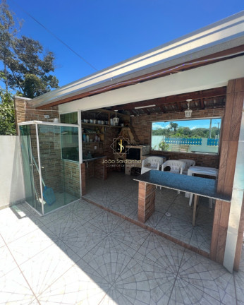 Imagem Casa com 5 Quartos à Venda, 250 m² em Balneário Nereidas - Guaratuba Imagem Casa com 5 Quartos à Venda, 250 m² em Balneário Nereidas - Guaratuba