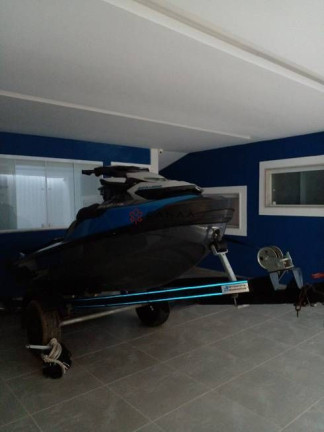 Imagem Casa com 6 Quartos à Venda, 300 m² em Gambôa Do Belém (cunhambebe) - Angra Dos Reis Imagem Casa com 6 Quartos à Venda, 300 m² em Gambôa Do Belém (cunhambebe) - Angra Dos Reis