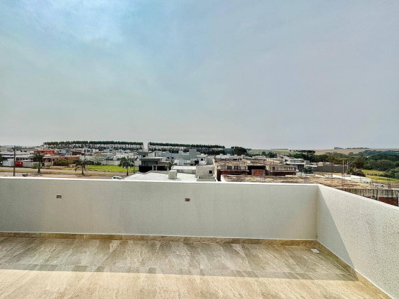 Imagem Sobrado com 4 Quartos à Venda, 248 m² em Tropical Iii - Cascavel