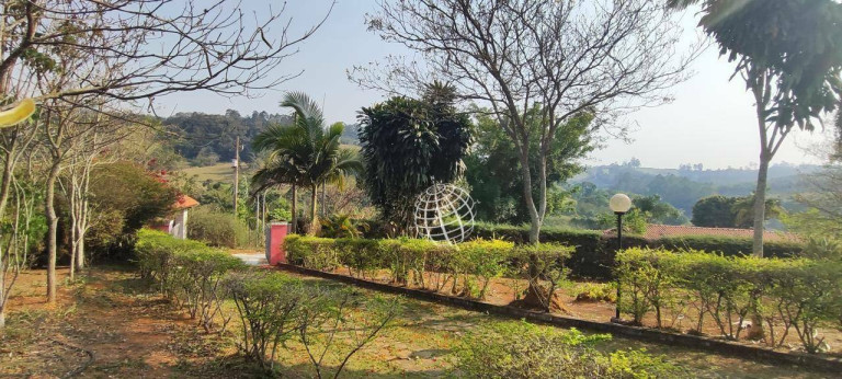 Imagem Chácara com 2 Quartos à Venda, 180 m² em Bragança Paulista - Bragança Paulista Imagem Chácara com 2 Quartos à Venda, 180 m² em Bragança Paulista - Bragança Paulista