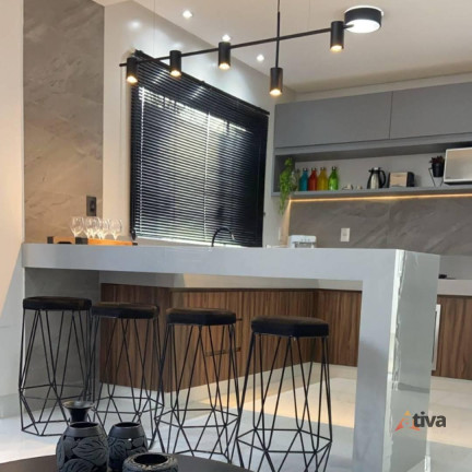 Imagem Casa com 2 Quartos à Venda, 133 m² Imagem Casa com 2 Quartos à Venda, 133 m²