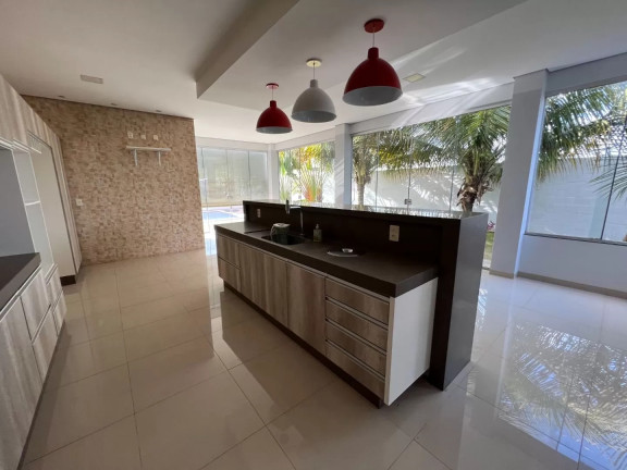 Imagem Casa com 3 Quartos à Venda, 238 m² em Setor Industrial - Sinop Imagem Casa com 3 Quartos à Venda, 238 m² em Setor Industrial - Sinop