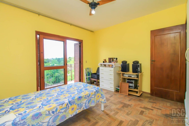 Imagem Casa com 3 Quartos à Venda, 299 m² em Glória - Porto Alegre Imagem Casa com 3 Quartos à Venda, 299 m² em Glória - Porto Alegre