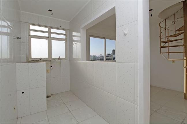 Imagem Imóvel com 2 Quartos à Venda, em Santana - Porto Alegre Imagem Imóvel com 2 Quartos à Venda, em Santana - Porto Alegre