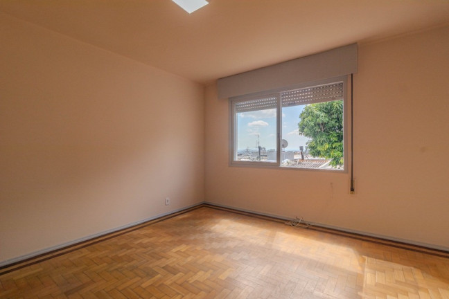 Imagem Casa com 3 Quartos à Venda, 259 m² em Bom Jesus - Porto Alegre Imagem Casa com 3 Quartos à Venda, 259 m² em Bom Jesus - Porto Alegre