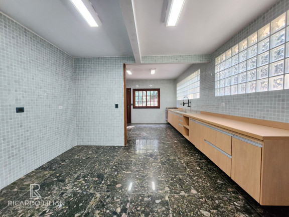 Imagem Casa com 3 Quartos à Venda, 288 m² em Centro - Mairiporã