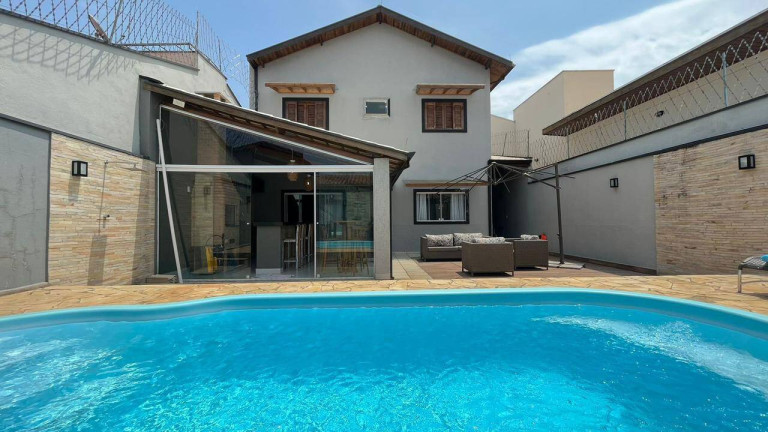 Imagem Sobrado com 3 Quartos à Venda, 180 m² em Jardim Hípica Pinheiro - Taubaté