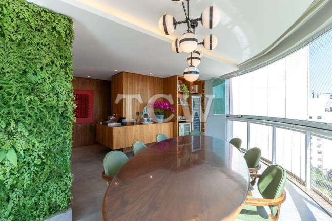 Imagem Apartamento com 3 Quartos à Venda, 210 m² em Moema - São Paulo
