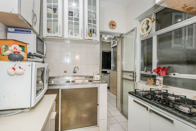 Imagem Apartamento com 4 Quartos à Venda, 174 m² em Centro Histórico - Porto Alegre Imagem Apartamento com 4 Quartos à Venda, 174 m² em Centro Histórico - Porto Alegre