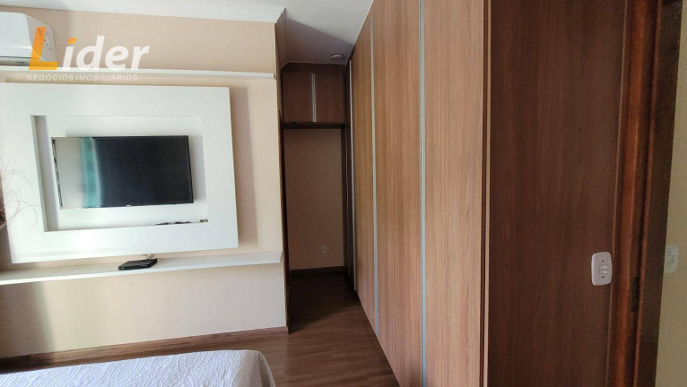 Imagem Casa com 3 Quartos à Venda, 145 m² em Jardim Dos Alfineiros - Juiz De Fora