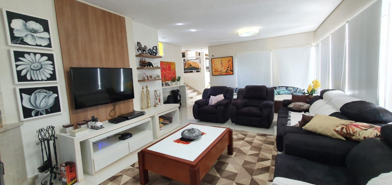 Imagem Casa com 4 Quartos à Venda, 400 m² em Novo Horizonte - Piracaia Imagem Casa com 4 Quartos à Venda, 400 m² em Novo Horizonte - Piracaia