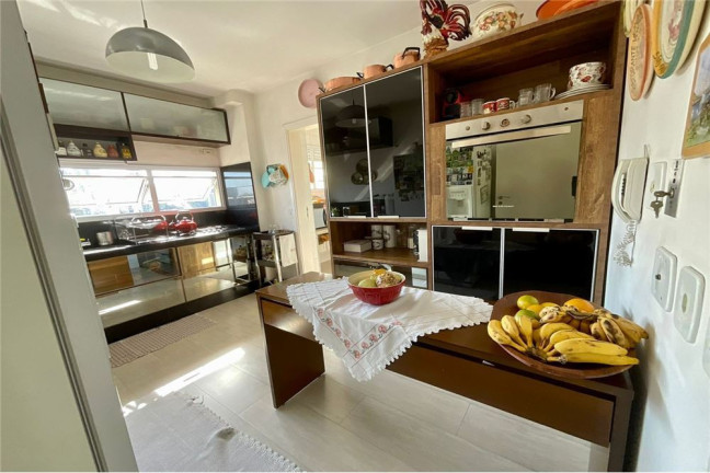 Imagem Imóvel com 3 Quartos à Venda, em Vila Andrade - São Paulo Imagem Imóvel com 3 Quartos à Venda, em Vila Andrade - São Paulo
