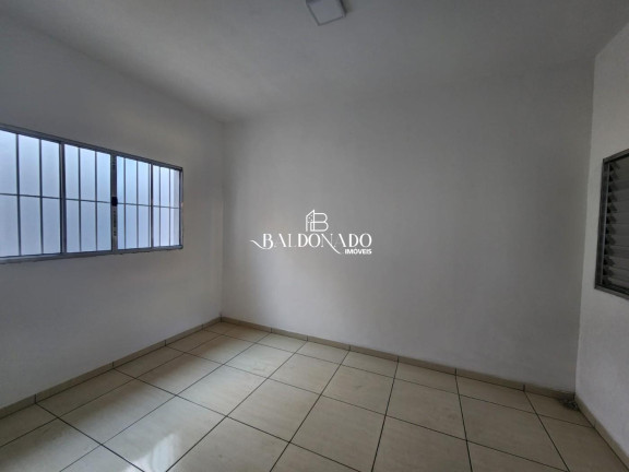 Imagem Casa com 3 Quartos para Alugar, em Centro - Extrema Imagem Casa com 3 Quartos para Alugar, em Centro - Extrema