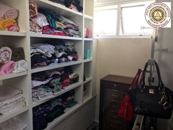 Imagem Apartamento com 3 Quartos à Venda, 250 m² em Pitangueiras - Guarujá