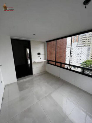 Imagem Apartamento com 4 Quartos à Venda, 227 m² em Moema - São Paulo