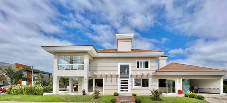 Imagem Casa de Condomínio com 4 Quartos à Venda, 364 m² em Santo Antonio - Capão Da Canoa Imagem Casa de Condomínio com 4 Quartos à Venda, 364 m² em Santo Antonio - Capão Da Canoa