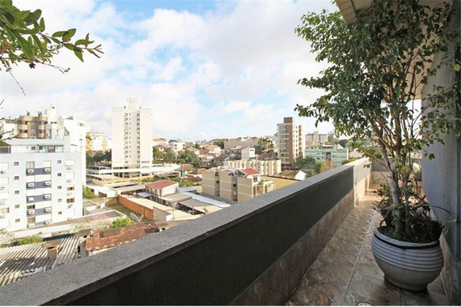 Imagem Imóvel com 3 Quartos à Venda,  em Cristo Redentor - Porto Alegre