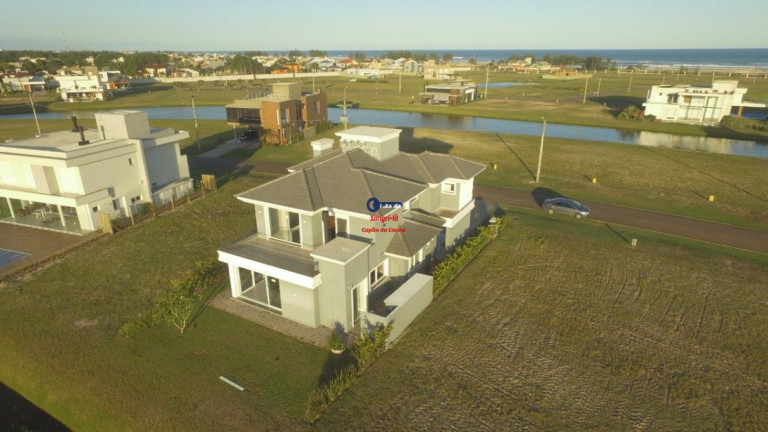 Casa de Condomínio com 4 Quartos à Venda, 300 m² em Capão Novo - Capão Da Canoa