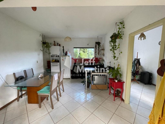 Imagem Casa com 2 Quartos à Venda, 61 m² em Morro Das Pedras - Florianópolis Imagem Casa com 2 Quartos à Venda, 61 m² em Morro Das Pedras - Florianópolis