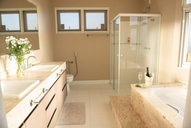Imagem Casa com 4 Quartos à Venda, 436 m² em Jurerê - Florianópolis Imagem Casa com 4 Quartos à Venda, 436 m² em Jurerê - Florianópolis
