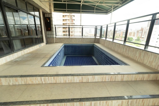 Imagem Cobertura com 5 Quartos à Venda, 344 m² em Meireles - Fortaleza