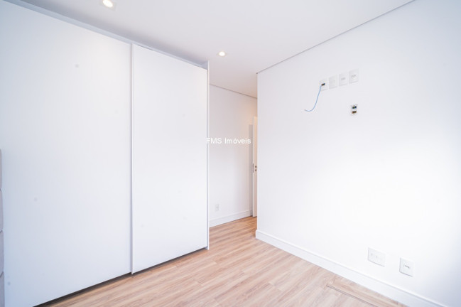 Imagem Imóvel com 2 Quartos à Venda, 74 m² em Brooklin - São Paulo Imagem Imóvel com 2 Quartos à Venda, 74 m² em Brooklin - São Paulo