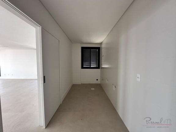 Imagem Apartamento com 3 Quartos à Venda, em Jurerê - Florianópolis Imagem Apartamento com 3 Quartos à Venda, em Jurerê - Florianópolis