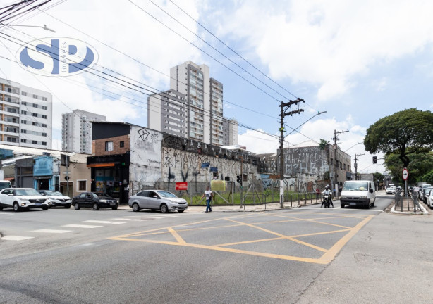 Imagem Terreno para Alugar, 360 m² em Mooca - São Paulo Imagem Terreno para Alugar, 360 m² em Mooca - São Paulo
