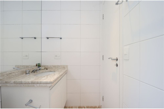 Imagem Imóvel com 3 Quartos à Venda, em Morumbi - São Paulo Imagem Imóvel com 3 Quartos à Venda, em Morumbi - São Paulo