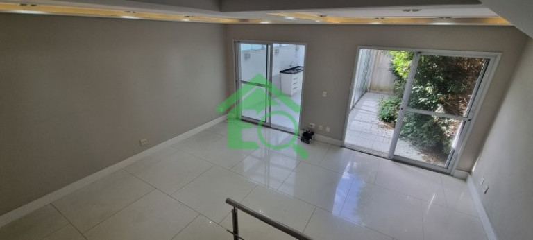 Imagem Casa de Condomínio com 3 Quartos à Venda, 146 m² em Vila Sofia - São Paulo