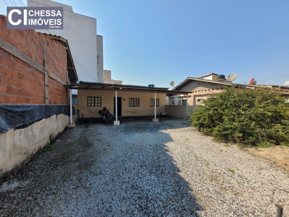 Imagem Casa com 2 Quartos à Venda, 200 m² em Murta - Itajaí Imagem Casa com 2 Quartos à Venda, 200 m² em Murta - Itajaí