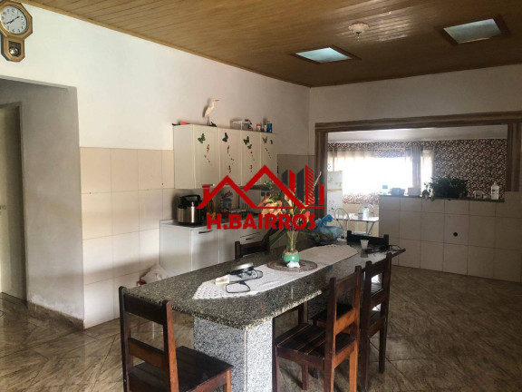 Imagem Chácara com 6 Quartos à Venda, 1.100 m² em Monteiro Lobato Imagem Chácara com 6 Quartos à Venda, 1.100 m² em Monteiro Lobato