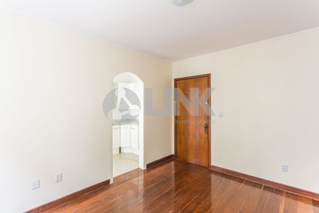 Imagem Imóvel com 1 Quarto à Venda, 103 m² em Petrópolis - Porto Alegre Imagem Imóvel com 1 Quarto à Venda, 103 m² em Petrópolis - Porto Alegre