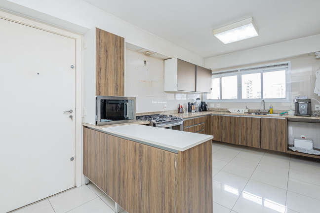 Imagem Imóvel com 3 Quartos à Venda, 335 m² em Moema - São Paulo