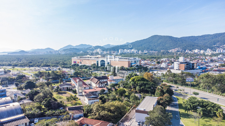 Imagem Terreno à Venda, em Trindade - Florianópolis Imagem Terreno à Venda, em Trindade - Florianópolis