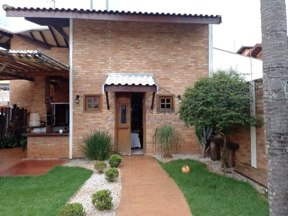 Imagem Casa com 3 Quartos à Venda, 360 m² em Cidade Jardim - Pirassununga Imagem Casa com 3 Quartos à Venda, 360 m² em Cidade Jardim - Pirassununga