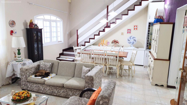 Imagem Casa com 3 Quartos à Venda, 193 m² em Stella Maris - Peruíbe