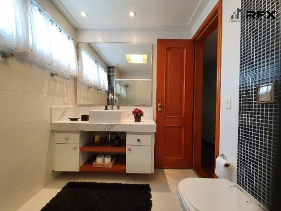Imagem Apartamento com 3 Quartos à Venda, 215 m² em Santa Rosa - Niterói