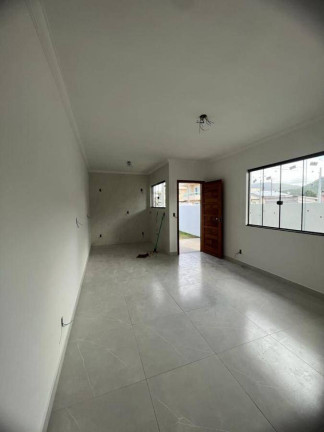 Imagem Casa com 2 Quartos à Venda, 55 m² em São João Do Rio Vermelho - Florianópolis