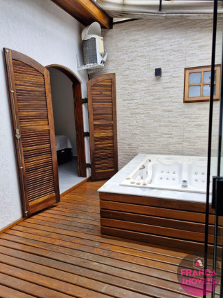 Imagem Casa com 2 Quartos à Venda, 117 m² em Centro - Ubatuba