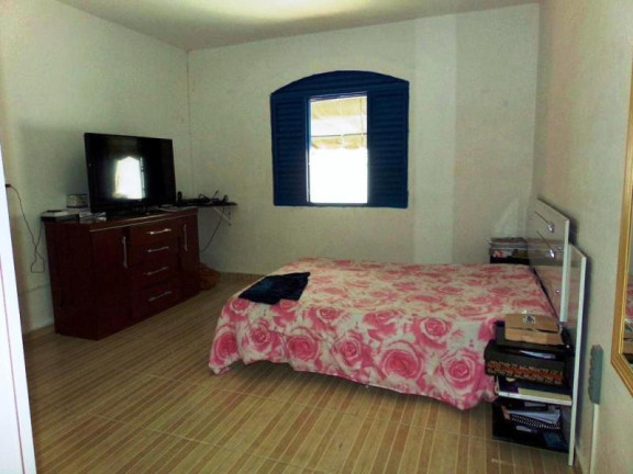 Imagem Casa com 3 Quartos à Venda, 300 m² em Vila Iapi - Taubaté Imagem Casa com 3 Quartos à Venda, 300 m² em Vila Iapi - Taubaté