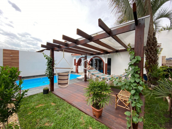 Imagem Casa com 3 Quartos à Venda, 203 m² em Nossa Senhora De Lourdes - Santa Maria Imagem Casa com 3 Quartos à Venda, 203 m² em Nossa Senhora De Lourdes - Santa Maria