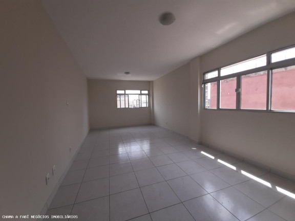 Kitnet com 1 Quarto para Alugar, 40 m² em Santa Efigênia - São Paulo