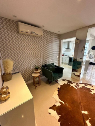 Imagem Apartamento com 3 Quartos à Venda, 120 m² em Centro - Balneário Camboriú