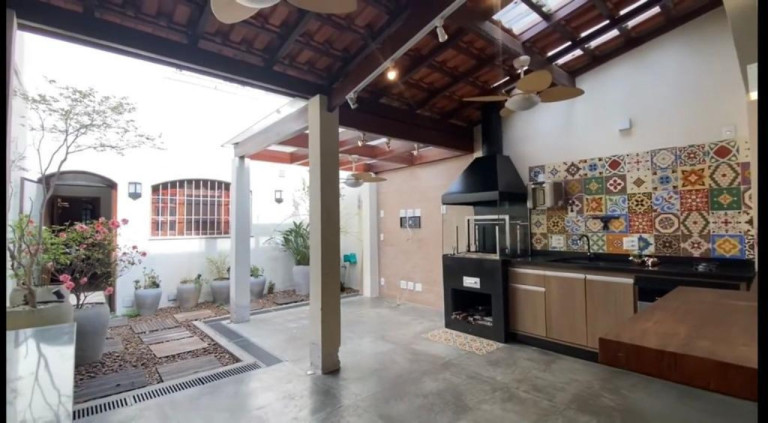Imagem Casa com 3 Quartos à Venda, 136 m² em Campo Belo - São Paulo