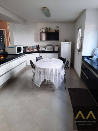Imagem Casa com 4 Quartos à Venda, 450 m² em Tamboré - Santana De Parnaíba