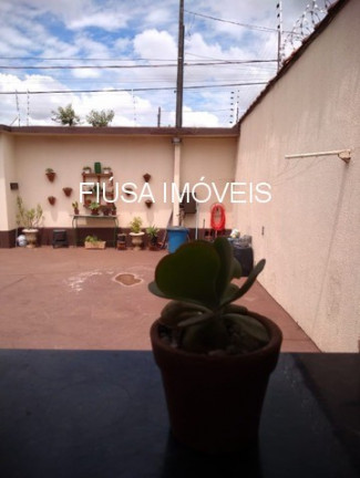 Imagem Casa com 4 Quartos à Venda, 300 m² em Parque Residencial Cândido Portinari - Ribeirão Preto Imagem Casa com 4 Quartos à Venda, 300 m² em Parque Residencial Cândido Portinari - Ribeirão Preto