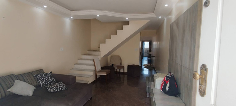 Imagem Sobrado com 3 Quartos à Venda, 140 m² em Vila Curuçá - Santo André